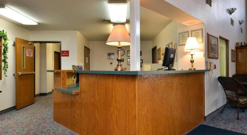 Americas Best Value Inn & Suites Clear Lake Exterior foto